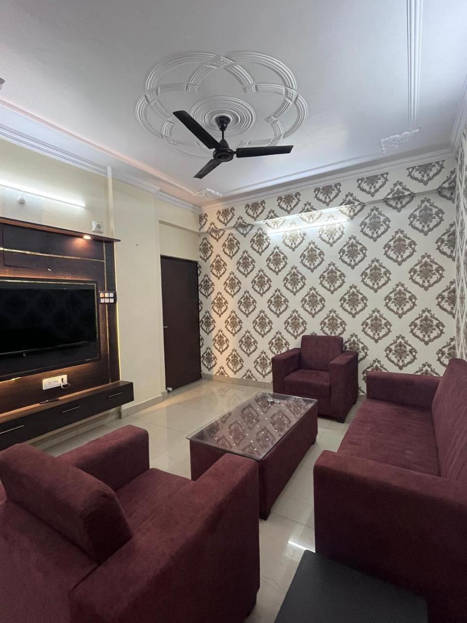 Kashi Anadam Bnb Варанаси Экстерьер фото